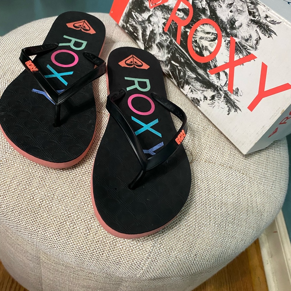 Roxy Black Flip Flops with Multicolor Logo and Coral Trim